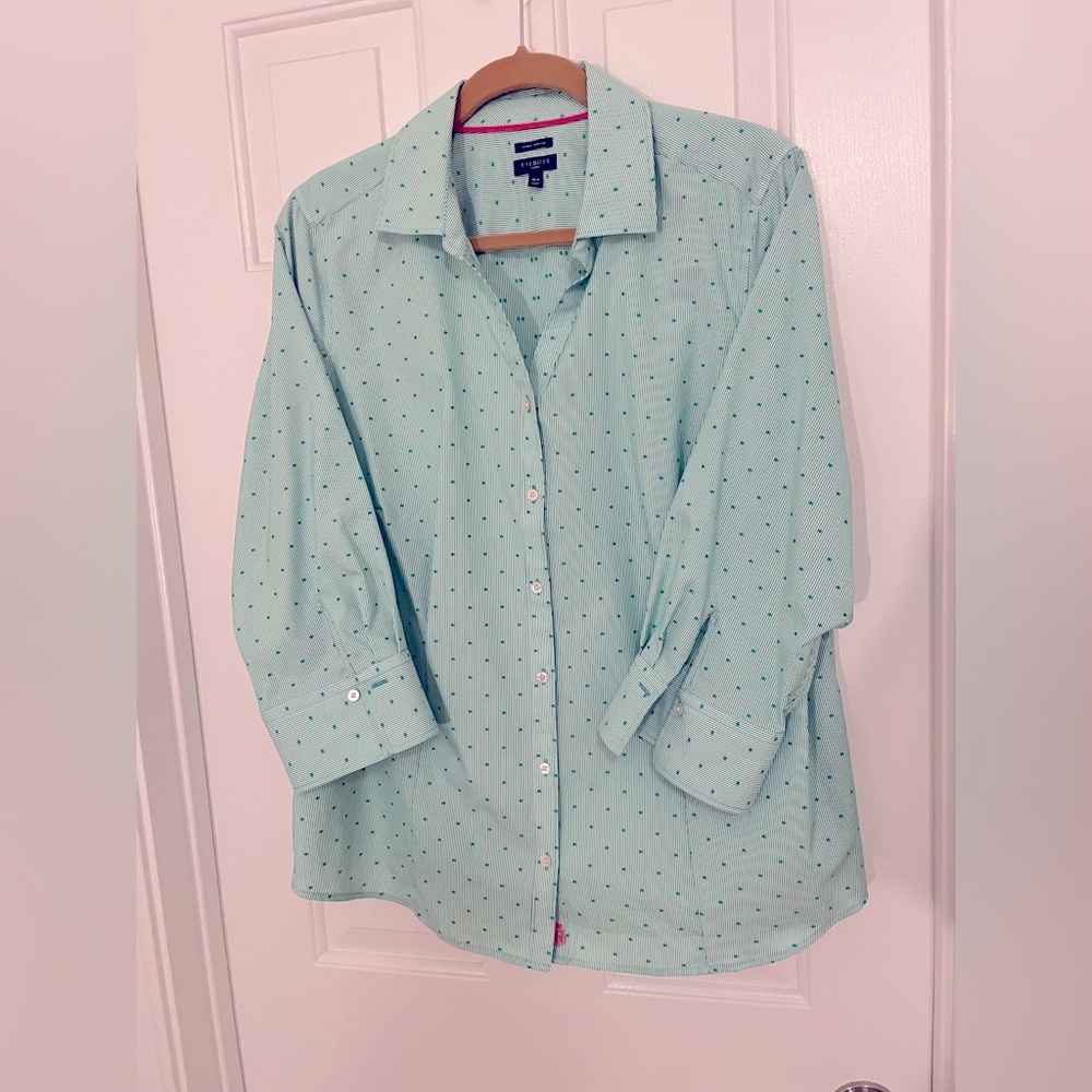 Talbots cotton button down shirt. Jade green spots. Size 2X